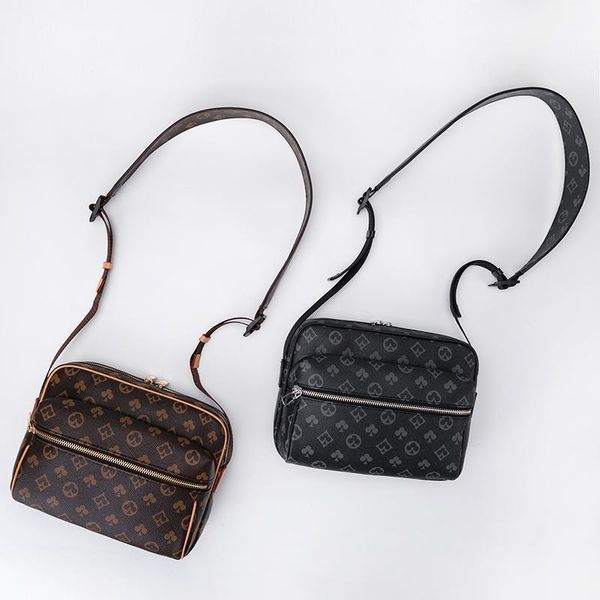 made in china messenger bag women's or men's new street postman bags outdoor fashion sports single shoulder cross bag large capaci
made in china messenger bag women's or men's new street postman bags outdoor fashion sports single shoulder cross bag large capaci