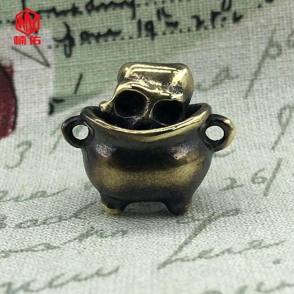 outdoor gadgets 1pcs brass handmade lanyard pendant edcparacord knife bead creative cylinder boiled skull keychain
outdoor gadgets 1pcs brass handmade lanyard pendant edcparacord knife bead creative cylinder boiled skull keychain