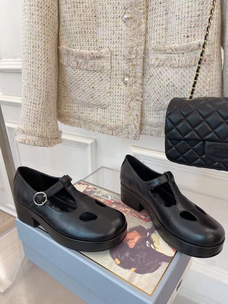 2022 summer new retro thick heel college style mary jane shoes sandals single shoes advanced matching suit, Black
2022 summer new retro thick heel college style mary jane shoes sandals single shoes advanced matching suit, Black