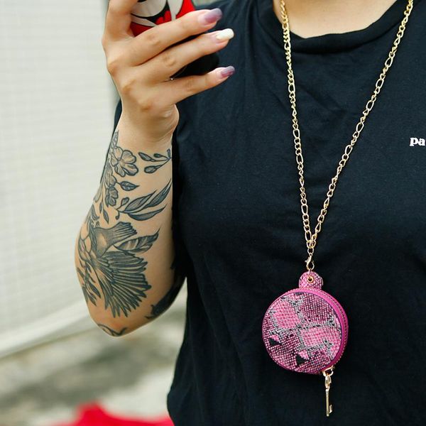 long pendant necklace bluetooth earphone bag mirror cosmetic bags multifunctional for women fashion necklaces 2021, Silver
long pendant necklace bluetooth earphone bag mirror cosmetic bags multifunctional for women fashion necklaces 2021, Silver