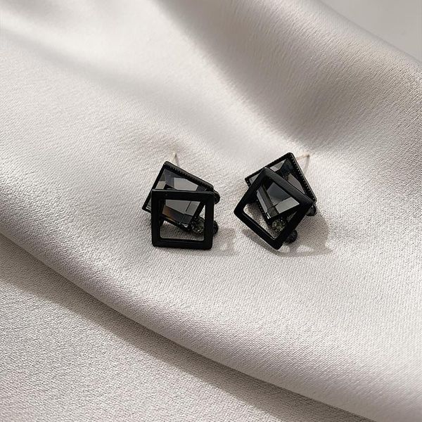 stud 2021 fashion korean aurora black glass block earrings for women simple luxury jewelry girl geometric, Golden;silver
stud 2021 fashion korean aurora black glass block earrings for women simple luxury jewelry girl geometric, Golden;silver
