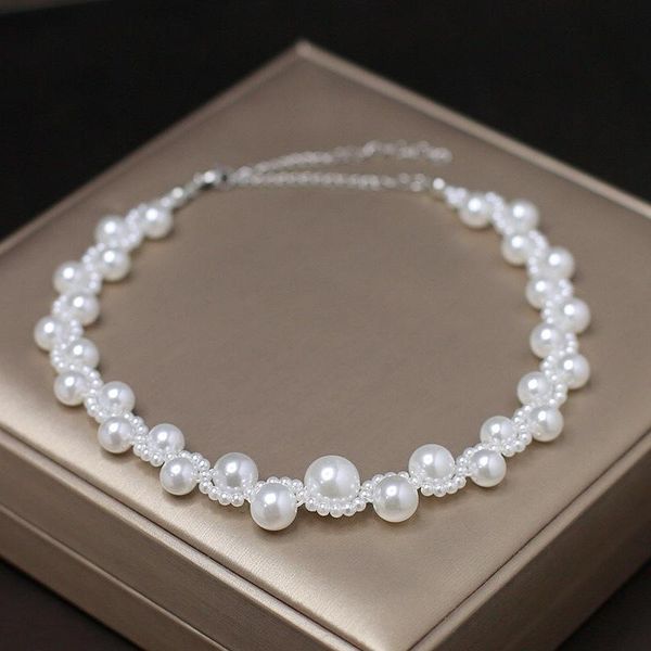 chokers trendy vintage braided pearl clavicle chain necklaces for women neck korean fashion charm aesthetic jewelry 2021, Golden;silver
chokers trendy vintage braided pearl clavicle chain necklaces for women neck korean fashion charm aesthetic jewelry 2021, Golden;silver