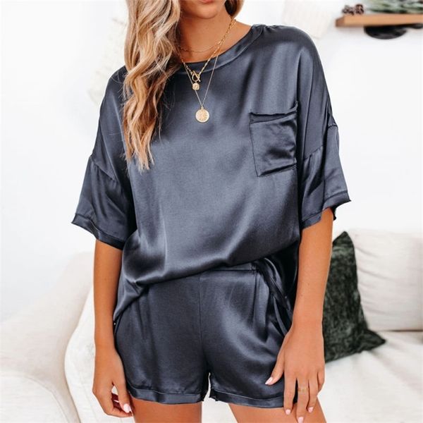 satin women 2 piece set homewear elegant o neck pullover and loose shorts home suit lady spring summer jams 210809, Black;red 
satin women 2 piece set homewear elegant o neck pullover and loose shorts home suit lady spring summer jams 210809, Black;red