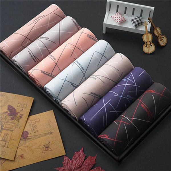 underpants 7pcs/lot cotton male boxers soft breathable men shorts printing underwear man comfortable panties sexy, Black;white
underpants 7pcs/lot cotton male boxers soft breathable men shorts printing underwear man comfortable panties sexy, Black;white
