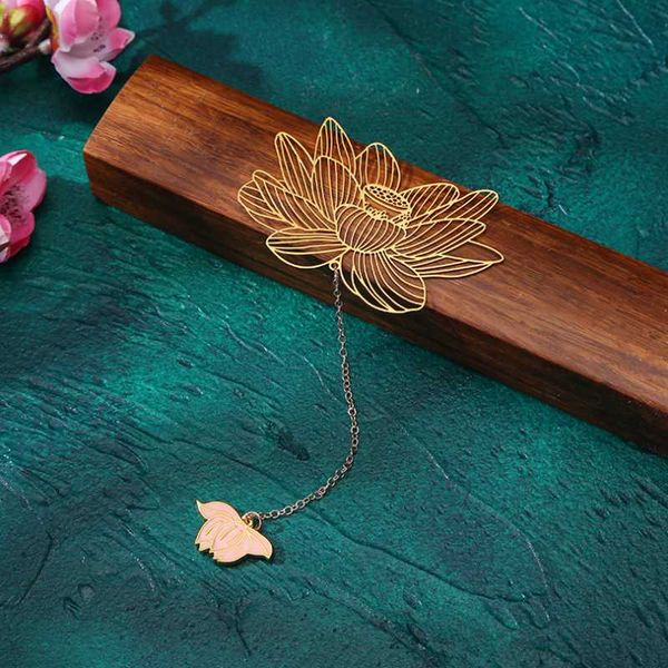kawaii lotus brass tassel pendant bookmark creative exquisite metal pattern book mark page folder marker office school supplies
kawaii lotus brass tassel pendant bookmark creative exquisite metal pattern book mark page folder marker office school supplies