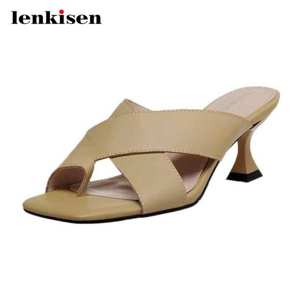 lenkisen korean girls high street fashion full grain leather square toe strange heel slip on daily wear women sandals l88, Black
lenkisen korean girls high street fashion full grain leather square toe strange heel slip on daily wear women sandals l88, Black