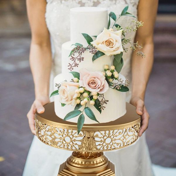 iron metal round cake stand wedding birthday party display holder stands home kitchen reuseble baking cakes rack tools other bakeware
iron metal round cake stand wedding birthday party display holder stands home kitchen reuseble baking cakes rack tools other bakeware