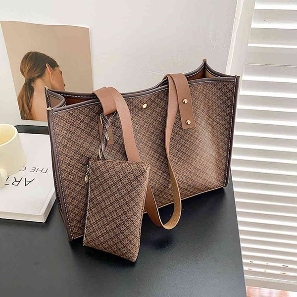 bag ladies fashion large capacity two-piece one-shoulder handbag magnetic buckle shopping travel mobile phone tote bag cas
bag ladies fashion large capacity two-piece one-shoulder handbag magnetic buckle shopping travel mobile phone tote bag cas