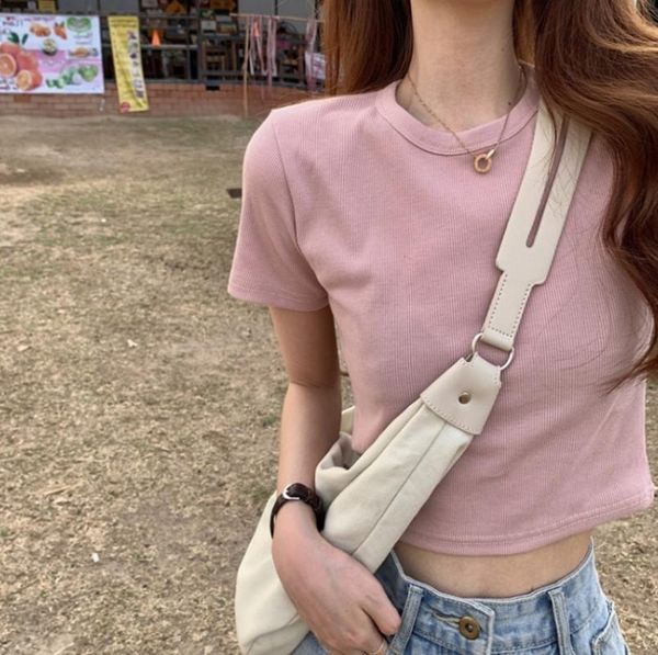 tight-fitting navel short slimming bottoming shirt women's korean version in summer with short-sleeved net red 7210 t-shirt, White
tight-fitting navel short slimming bottoming shirt women's korean version in summer with short-sleeved net red 7210 t-shirt, White