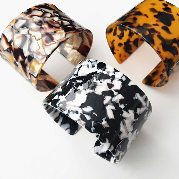 bohemia hand decoration acetate board acrylic resin bracelets leopard marble cuff bracelet women colorful bangles trendy jewelry q0719, Black
bohemia hand decoration acetate board acrylic resin bracelets leopard marble cuff bracelet women colorful bangles trendy jewelry q0719, Black