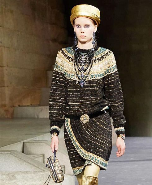 women's tracksuits retro exotic contrast striped lurex patches mohair wool-blend tweed sweater/metallic crochet knit wrap mini skirt tw, Gray
women's tracksuits retro exotic contrast striped lurex patches mohair wool-blend tweed sweater/metallic crochet knit wrap mini skirt tw, Gray