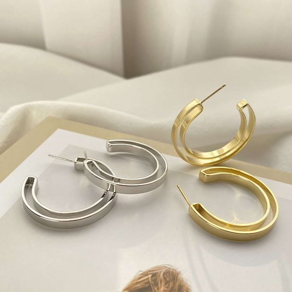 irregular metal ring women's 2021 new fashion simple personalized earrings, Black
irregular metal ring women's 2021 new fashion simple personalized earrings, Black