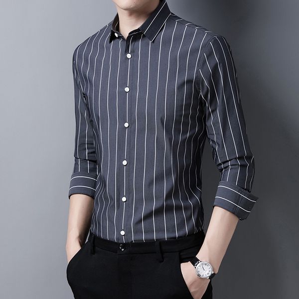 2021 black and white vertical stripe shirt men's long sleeve loose cotton korean fashion cool casual business inch, White;black
2021 black and white vertical stripe shirt men's long sleeve loose cotton korean fashion cool casual business inch, White;black