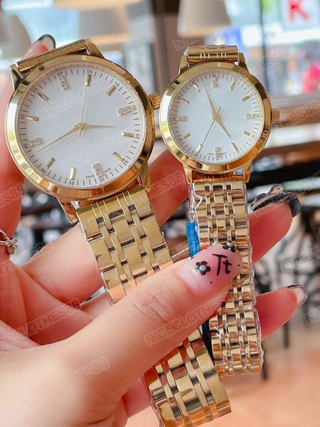 fashion designer couple pair watch quartz movement 316l stainless steel case mineral super strong glass mirror strap diameter 40mm thickness, Slivery;brown 
fashion designer couple pair watch quartz movement 316l stainless steel case mineral super strong glass mirror strap diameter 40mm thickness, Slivery;brown