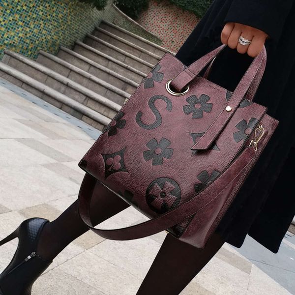 women's bag printing women's 2021 hand femininity one shoulder fashion large capacity
women's bag printing women's 2021 hand femininity one shoulder fashion large capacity