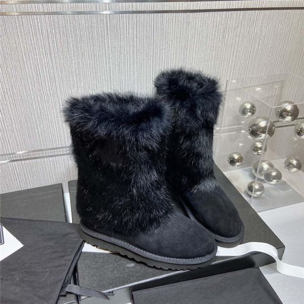 designer snow boots stylish classic sheepskin wool black white luxury designer winter girls casual non-slip flat boots size 35-40
designer snow boots stylish classic sheepskin wool black white luxury designer winter girls casual non-slip flat boots size 35-40