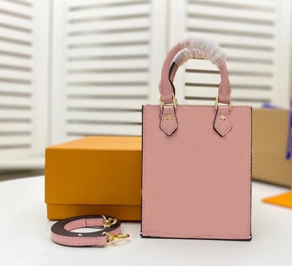 new women and girls one-shoulder bag street cross-body handbag printed fashion small mouth red envelope, Black;red
new women and girls one-shoulder bag street cross-body handbag printed fashion small mouth red envelope, Black;red