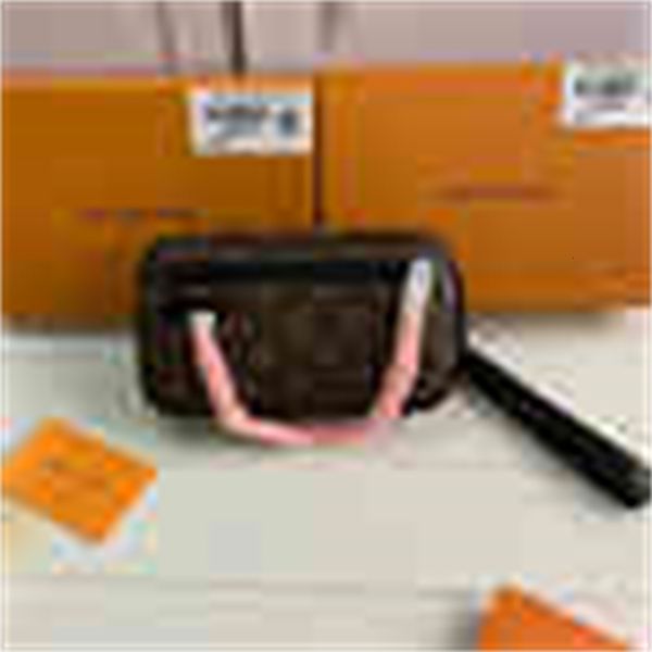 e brand designer luxury m44482 pochette volga clutch leather long wallets chain wallet pouches key card holders cases purse clutches, Black;red
e brand designer luxury m44482 pochette volga clutch leather long wallets chain wallet pouches key card holders cases purse clutches, Black;red