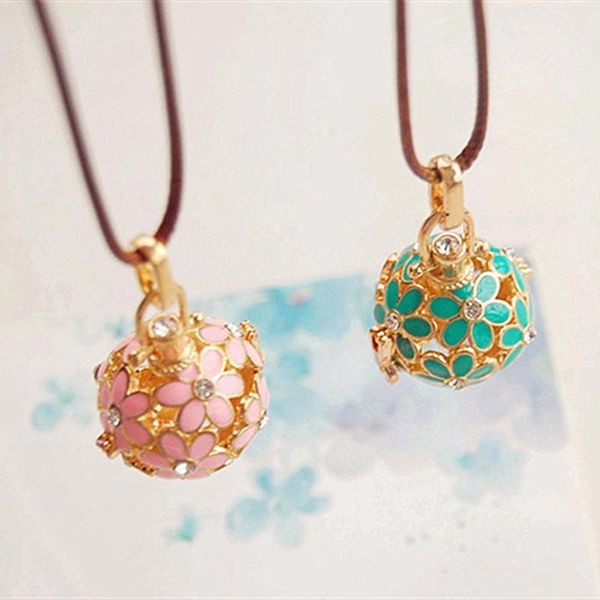 pendant necklaces colorful dripping rhinestone necklace hollow and essential oil ball can open fashion jewelry 2021, Silver
pendant necklaces colorful dripping rhinestone necklace hollow and essential oil ball can open fashion jewelry 2021, Silver