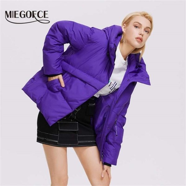 miegofce winter hooded women jacket short asymmetric designer parka zipper pocket coat detachable strap parkas d21901 210927, Black
miegofce winter hooded women jacket short asymmetric designer parka zipper pocket coat detachable strap parkas d21901 210927, Black