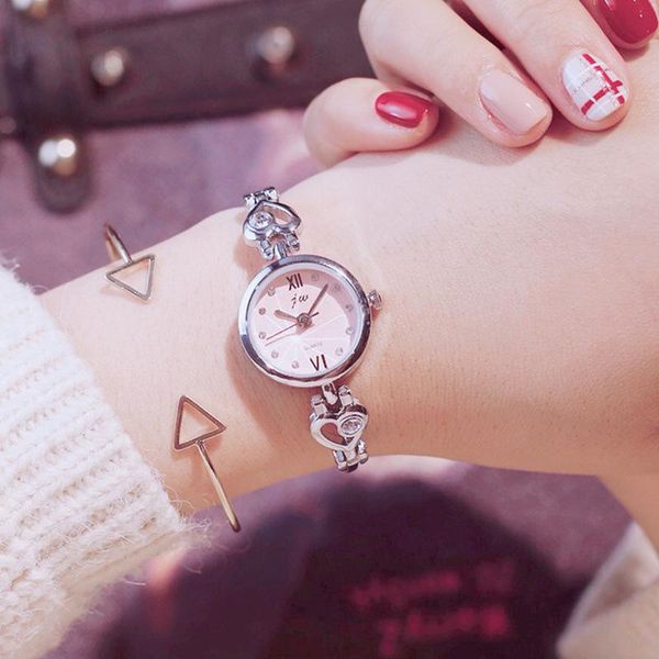 shining rhinestone luxury fashion women's watches full stainless steel silver bracelet female quartz wristwatches, Slivery;brown
shining rhinestone luxury fashion women's watches full stainless steel silver bracelet female quartz wristwatches, Slivery;brown