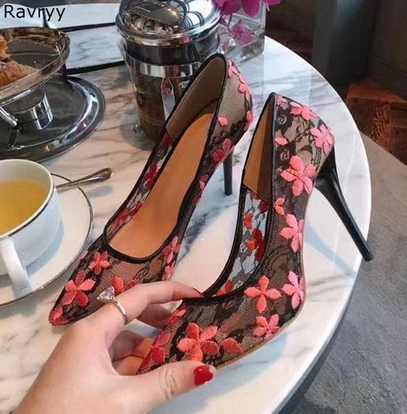 lace embroider pink flower decor black woman high heel pointed toe pumps slip-on female dress shoes party stiletto
lace embroider pink flower decor black woman high heel pointed toe pumps slip-on female dress shoes party stiletto