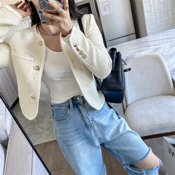 women's luxury jacket lace white temperament small fragrance women's gold buckle system short coat autumn cloth f7875, Black;brown
women's luxury jacket lace white temperament small fragrance women's gold buckle system short coat autumn cloth f7875, Black;brown