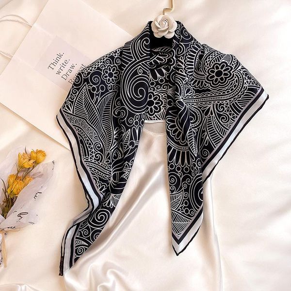 scarves fashion 2021 winter real women pashmina hijab twill silk women's oil painting printing shawl sunscreen bandana 90cm, Blue;gray
scarves fashion 2021 winter real women pashmina hijab twill silk women's oil painting printing shawl sunscreen bandana 90cm, Blue;gray