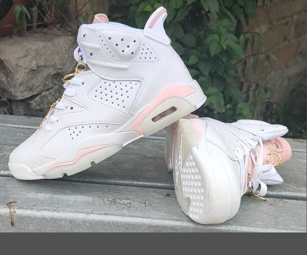 6 wmns gold hoops basketball shoes mens womens outdoor sports sneakers trainers dh9696-100 with original box size 5.5~13
6 wmns gold hoops basketball shoes mens womens outdoor sports sneakers trainers dh9696-100 with original box size 5.5~13