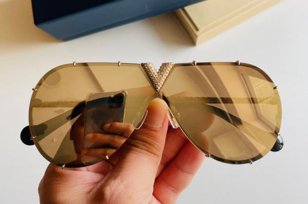 fashion pilot sunglasses gold metal frame golden mirror lens glasses 1060 lunettes de soleil men sun shades uv400 with box, White;black
fashion pilot sunglasses gold metal frame golden mirror lens glasses 1060 lunettes de soleil men sun shades uv400 with box, White;black
