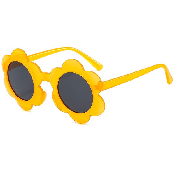 classic quality sunglasses are trendy and cool children's vibrant all-match sun glasses, White;black
classic quality sunglasses are trendy and cool children's vibrant all-match sun glasses, White;black