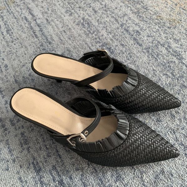manufacturer wholesale ladies sandals mid-heel shoes leather summer fashion, Black
manufacturer wholesale ladies sandals mid-heel shoes leather summer fashion, Black