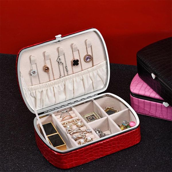 jewelry pouches, bags crocodile pattern red box fashion design storage necklace ring earring holder gift, Pink;blue
jewelry pouches, bags crocodile pattern red box fashion design storage necklace ring earring holder gift, Pink;blue