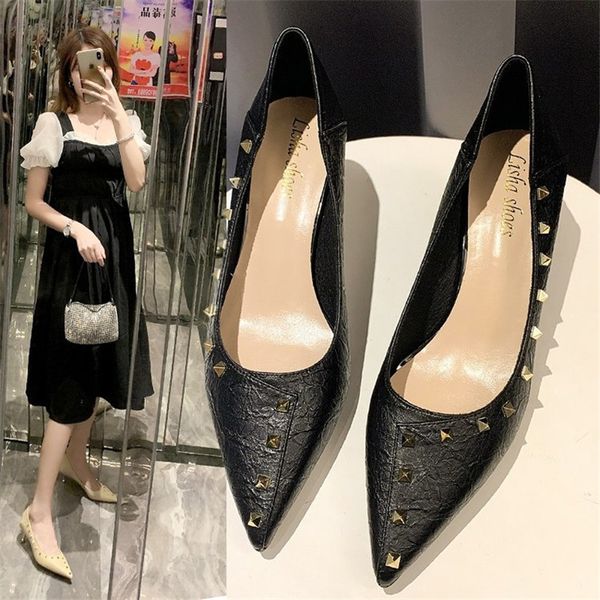 womens shoes spring and autumn new pointed toe high-heeled soft leather professional all-match french stiletto single shoe1, Black
womens shoes spring and autumn new pointed toe high-heeled soft leather professional all-match french stiletto single shoe1, Black