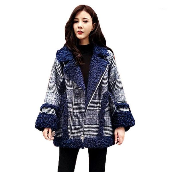 fashion women's woolen coat lamb wool splicing blended lattice coats ladies autumn winter keep warm hairy outwear & blends, Black
fashion women's woolen coat lamb wool splicing blended lattice coats ladies autumn winter keep warm hairy outwear & blends, Black