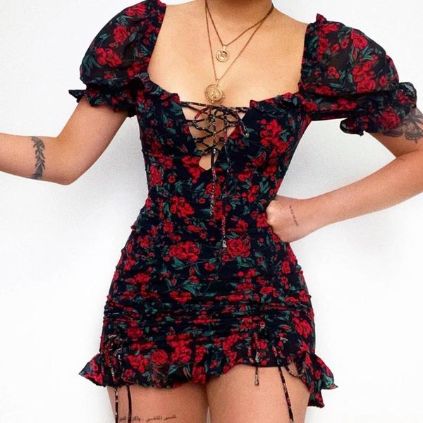casual dresses sweet vintage 90s women’s floral mini bodycon dress summer short puff sleeve cross tie up front ruffles ruched vestidos, Black;gray
casual dresses sweet vintage 90s women’s floral mini bodycon dress summer short puff sleeve cross tie up front ruffles ruched vestidos, Black;gray