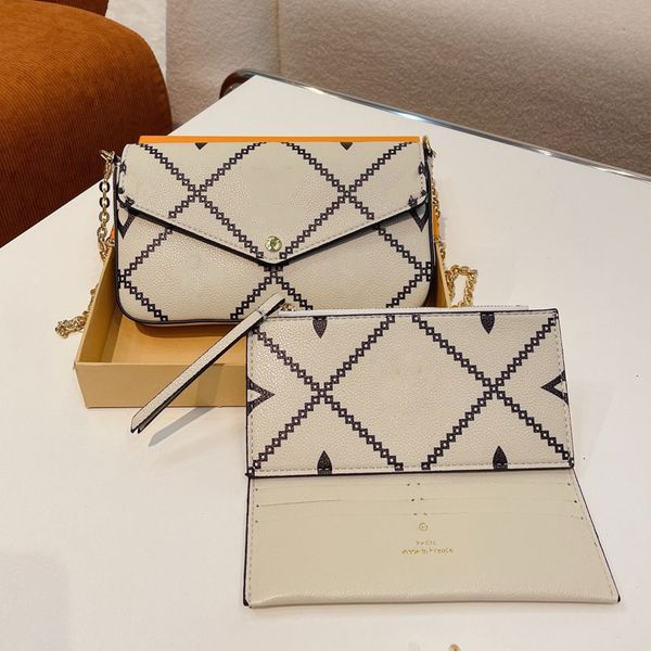 luxury designer france brand classic pochette felicie shoulder bags genuine leather old flower three in one crossbody totes handbag designer
luxury designer france brand classic pochette felicie shoulder bags genuine leather old flower three in one crossbody totes handbag designer