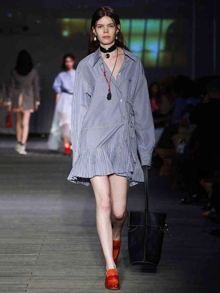 Casual Dresses Strip female saufles dressed runway elegant long sleeve W7N8, Black;gray 
Casual Dresses Strip female saufles dressed runway elegant long sleeve W7N8, Black;gray