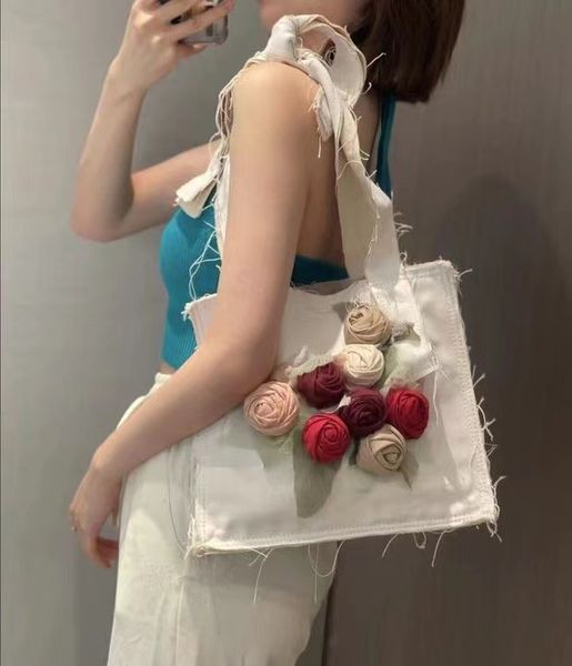 women classic cartoon bag chains shoulder bags luxurys designers handbags fashion cross body handbag clutch purses wallet temperament letter
women classic cartoon bag chains shoulder bags luxurys designers handbags fashion cross body handbag clutch purses wallet temperament letter