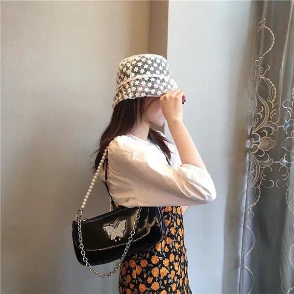 evening bags 2021 fashion girl niche design simple temperament wild butterfly pearl chain shoulder messenger portable armpit bag female
evening bags 2021 fashion girl niche design simple temperament wild butterfly pearl chain shoulder messenger portable armpit bag female