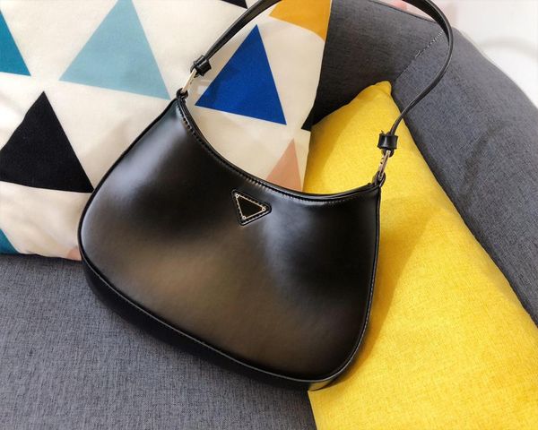 evening bags p family lady luxury classic fashion underarm slung cross shoulder real leather , small square bag armpit
evening bags p family lady luxury classic fashion underarm slung cross shoulder real leather , small square bag armpit