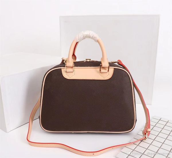 designer luxury handbags purses bowling vanity bag women brand tote flower cosmetic bag real leather shoulder bags
designer luxury handbags purses bowling vanity bag women brand tote flower cosmetic bag real leather shoulder bags