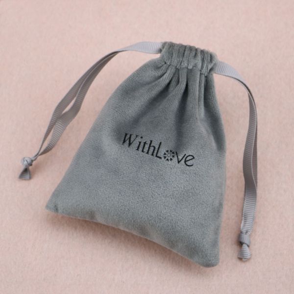 gray velvet jewelry drawstring pouch 7x9cm 8x10cm 10x12cm 12x16cm pack of 50 can print logo birthday wedding party candy bag, Pink;blue
gray velvet jewelry drawstring pouch 7x9cm 8x10cm 10x12cm 12x16cm pack of 50 can print logo birthday wedding party candy bag, Pink;blue