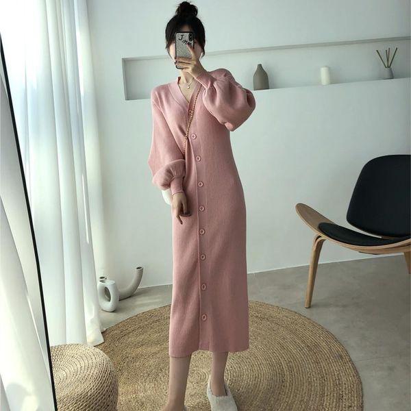 casual dresses european autumn spring v-neck single-breasted pit strip lantern sleeve mid-length knitted long women fashion 2021, Black;gray
casual dresses european autumn spring v-neck single-breasted pit strip lantern sleeve mid-length knitted long women fashion 2021, Black;gray