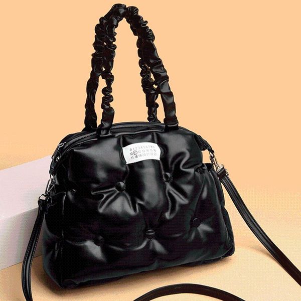evening bags large capacity space pad cotton handbags women fashion tote luxury feather down shoulder vintage crossbody bag female sac
evening bags large capacity space pad cotton handbags women fashion tote luxury feather down shoulder vintage crossbody bag female sac