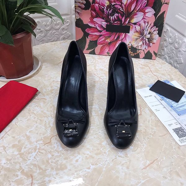 fashion woman high heels real leather pointed-toes sandals designers banquet dress shoe luxurys womens 10.5 cm high heel wedding shoes size, Black
fashion woman high heels real leather pointed-toes sandals designers banquet dress shoe luxurys womens 10.5 cm high heel wedding shoes size, Black