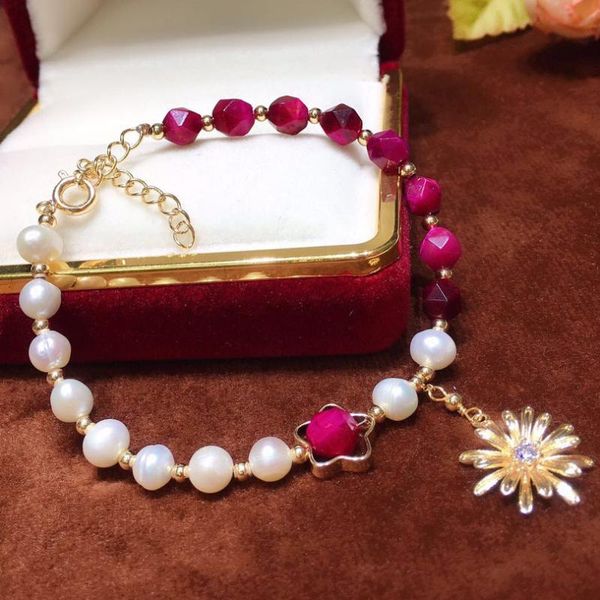 link, chain elegant jewelry red glass beads bracelets style metal flower charm natural freshwater pearls bracelet for women gifts, Black
link, chain elegant jewelry red glass beads bracelets style metal flower charm natural freshwater pearls bracelet for women gifts, Black