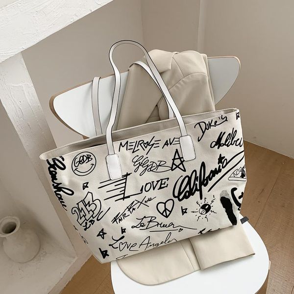 cross body canvas graffiti shoulder bags for women 2021 large capacity casual tote bag letter purses and handbags luxury designer white
cross body canvas graffiti shoulder bags for women 2021 large capacity casual tote bag letter purses and handbags luxury designer white