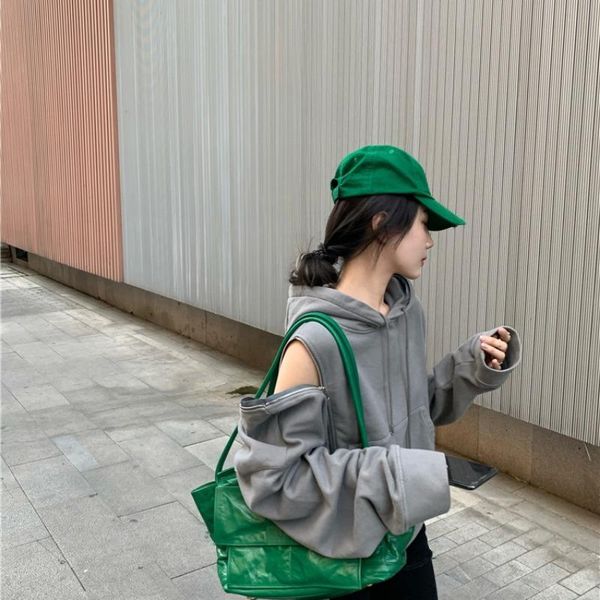 women's hoodies & sweatshirts korean loose zipper pillovers autumn gray off-shoulder kangaroo pocket hooded sweatshirt aesthetic clothe, Black
women's hoodies & sweatshirts korean loose zipper pillovers autumn gray off-shoulder kangaroo pocket hooded sweatshirt aesthetic clothe, Black