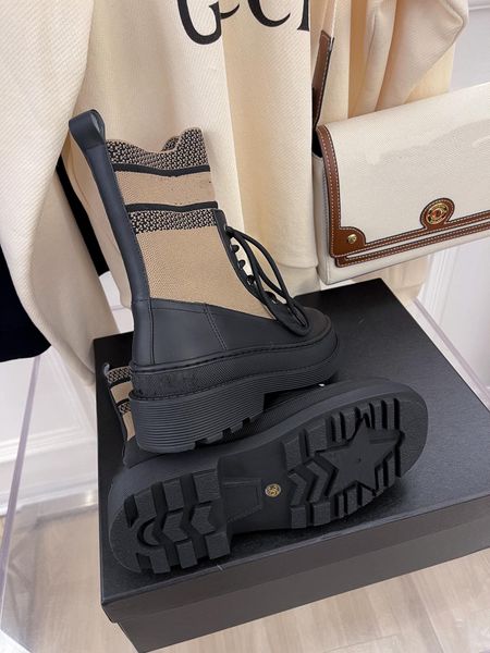 love women boots chunky heel martin laureate boot black white yellow size 35-40 martins woman caliga shoes
love women boots chunky heel martin laureate boot black white yellow size 35-40 martins woman caliga shoes